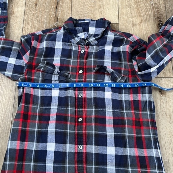 Equipment Femme Signature Flannel Button Down Plaid Shirt - Picture 9 of 10